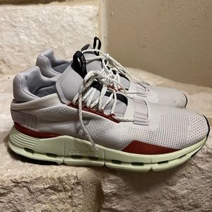 Used but good On Cloud Cloudnovas size 9